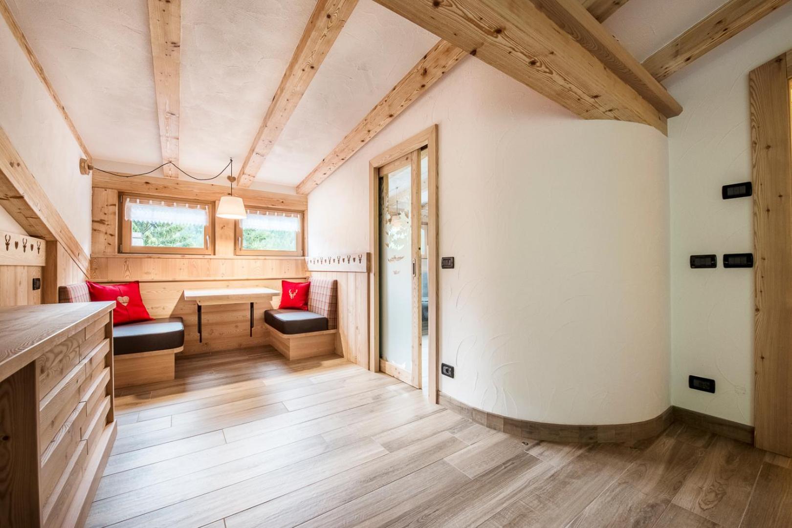Chalet Pineta Relax Location Canazei Exterior photo