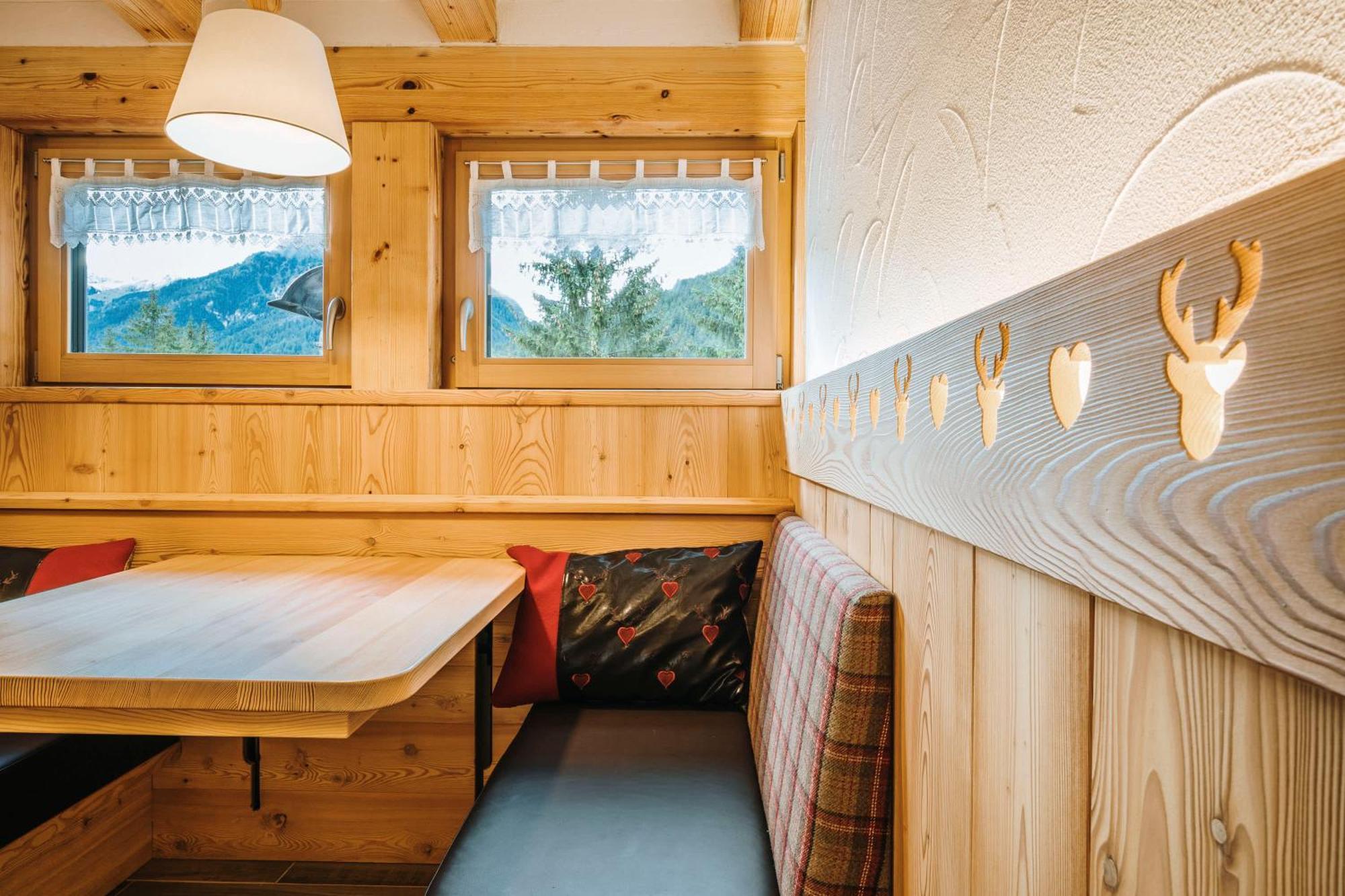 Chalet Pineta Relax Location Canazei Exterior photo