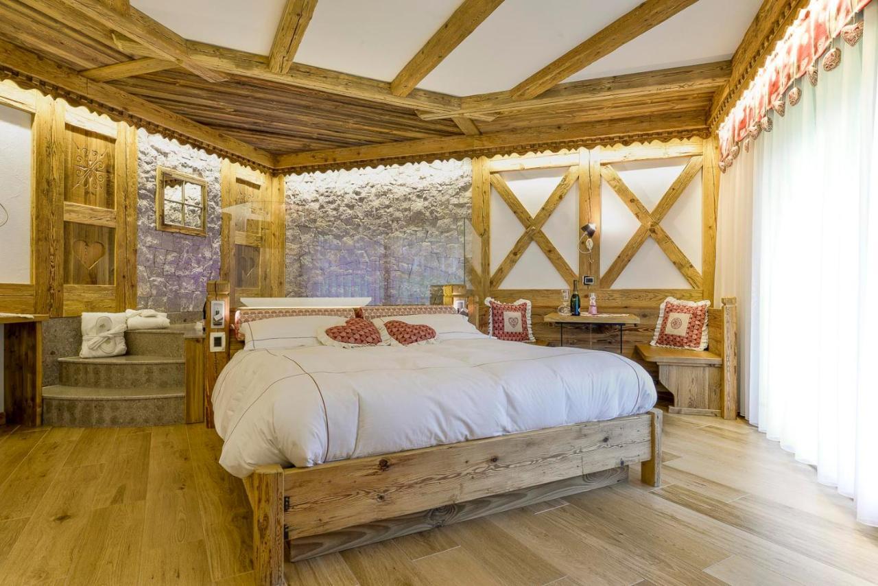 Chalet Pineta Relax Location Canazei Exterior photo